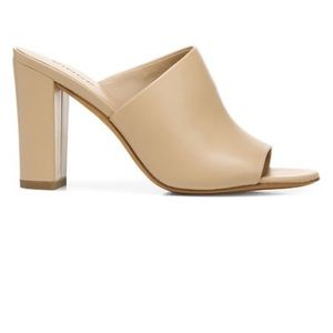 Vince Hanna heal sandals